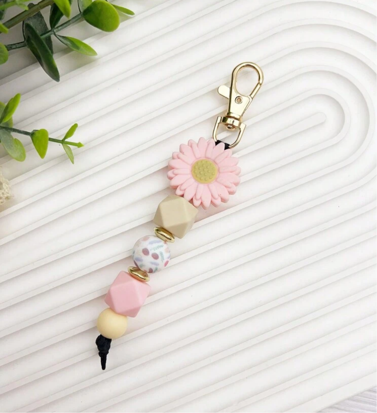 Daisy Dreams Keychain