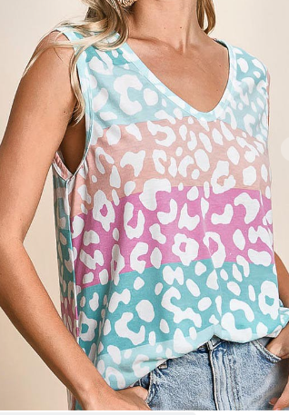 Colored Leopard Days Top