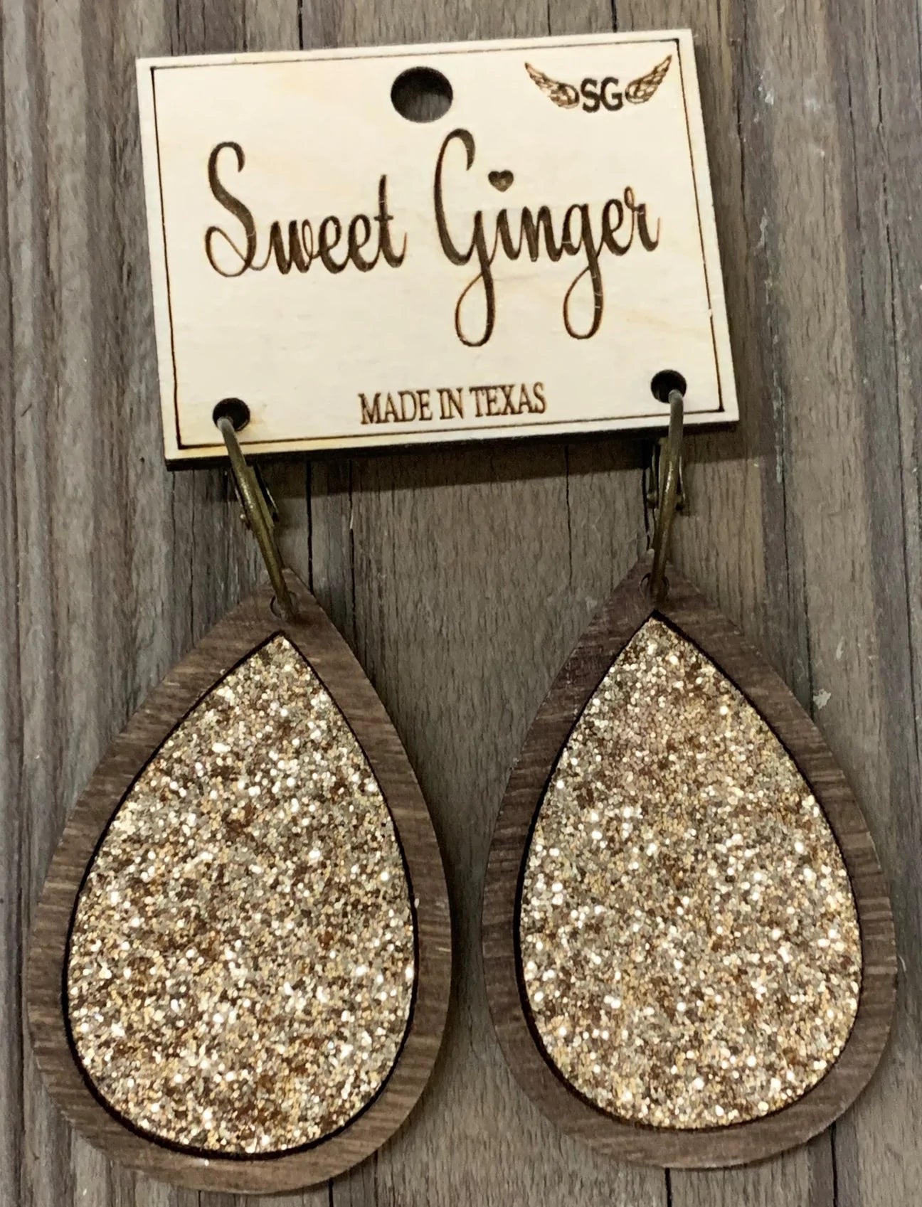 Sweet Ginger Gold Glitter Earrings