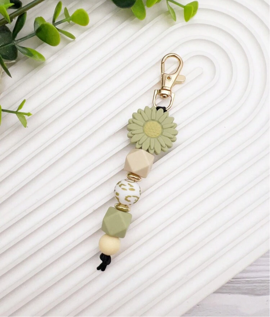 Daisy Dreams Keychain